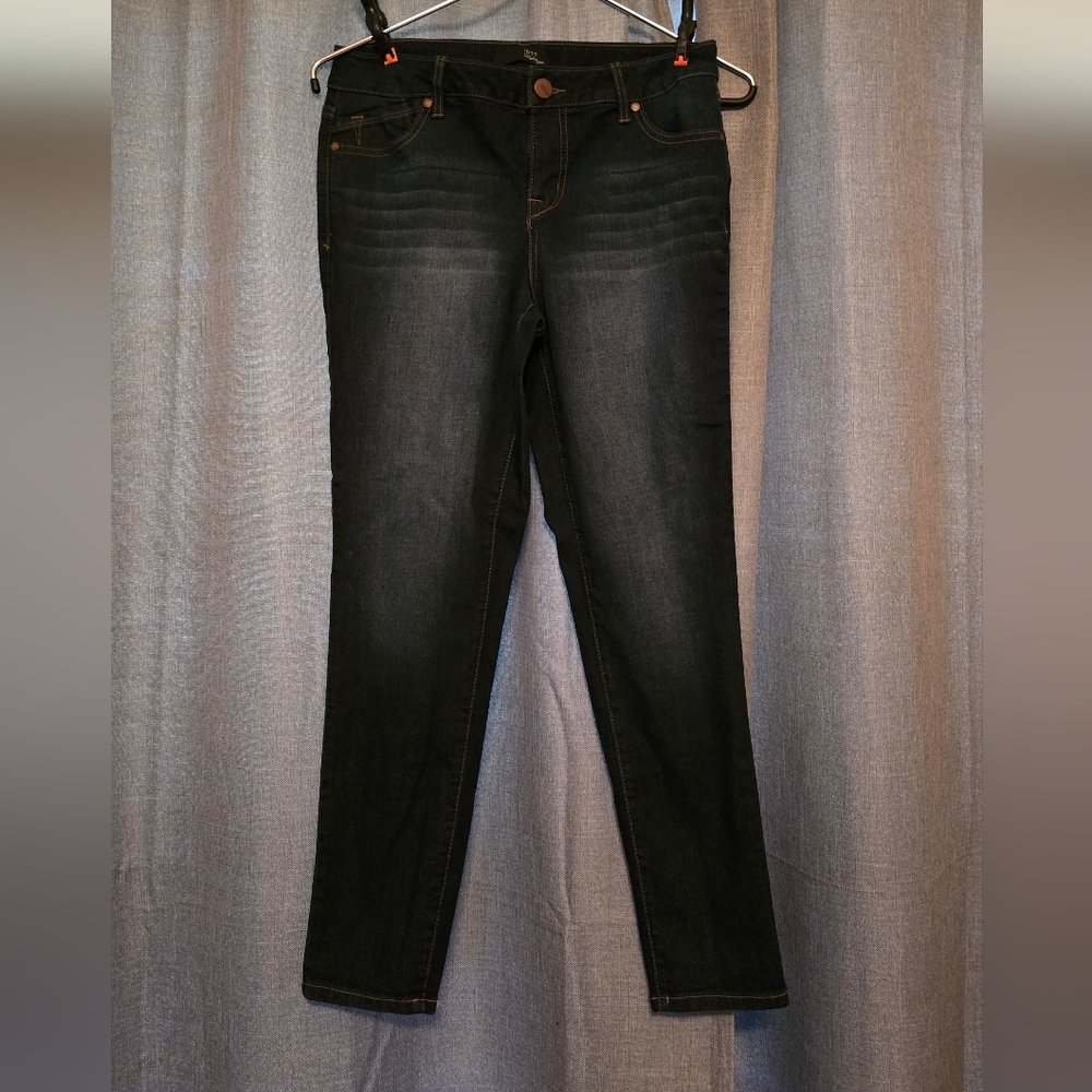 1822 Denim Women's Black Skinny Jeans